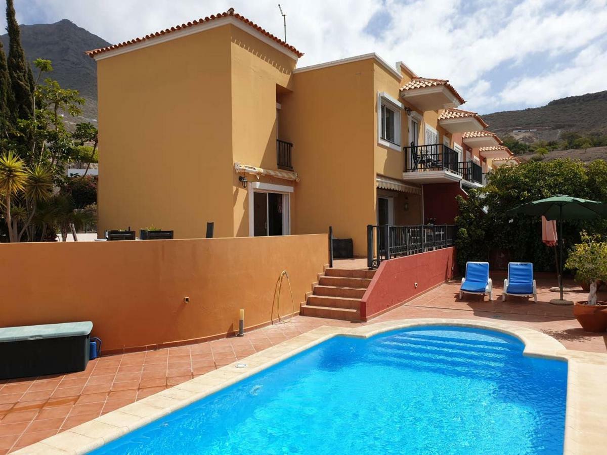 Villa Roque Del Conde With Private Pool, Terrace With Fantastic Sea Views, Wifi, Garden, Garage Adeje Exterior foto